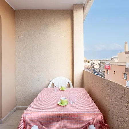 2a Abrigos, Wifi Y Balcon